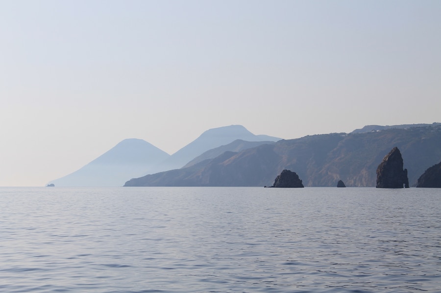 Sailing toward Porto di Ponente , along the coast of Vulcanello
