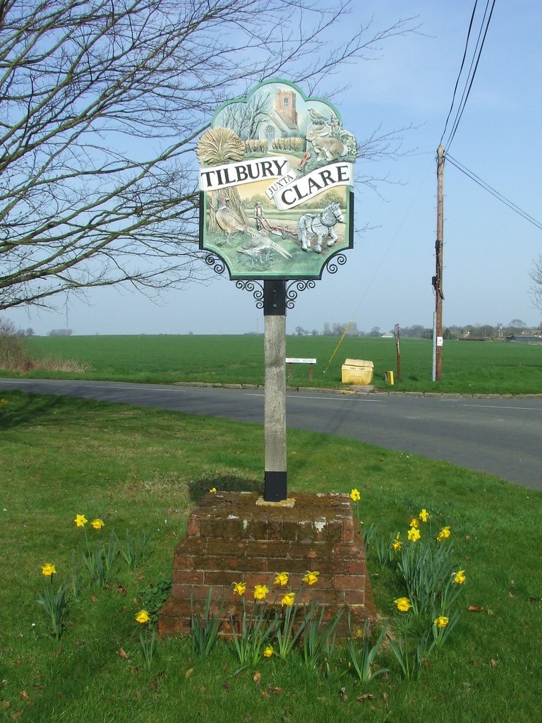 Kuva ”Tilbury Juxta Clare” käyttäjältä Keith Evans (CC BY-SA) / rajattu alkuperäisestä kuvasta