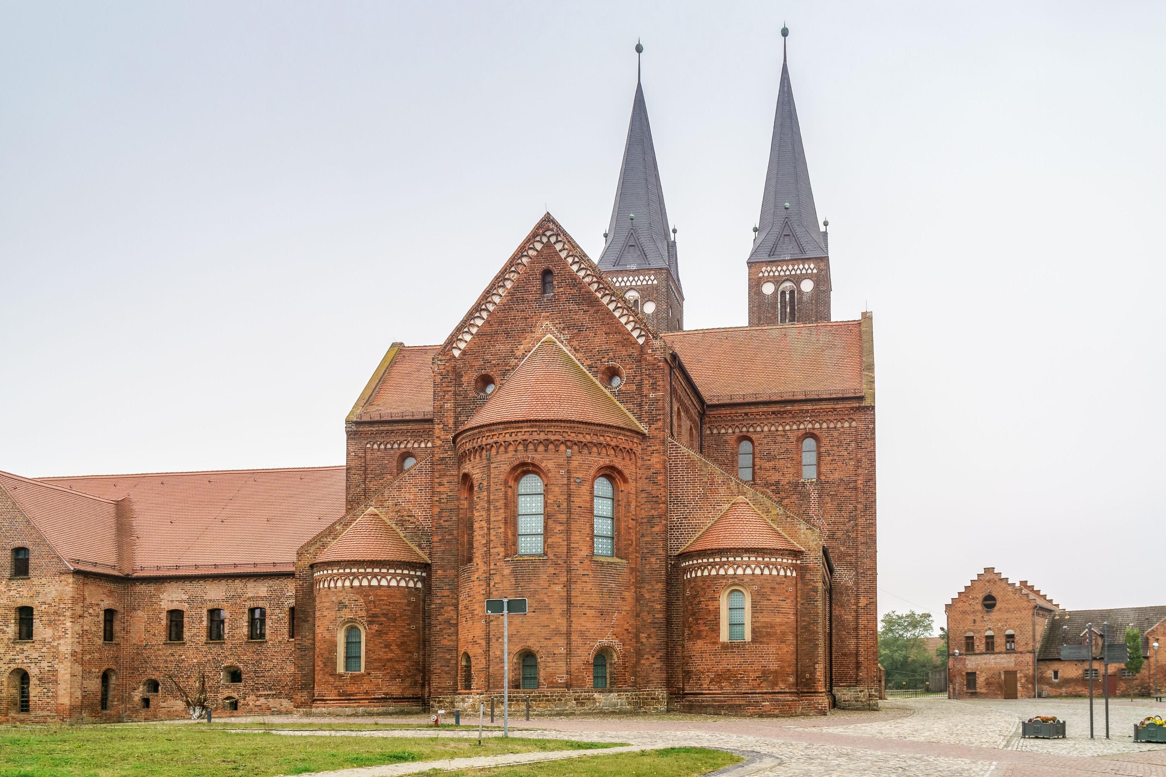 Photo "Jerichow" by Radler59 (CC BY-SA) / Cropped from original