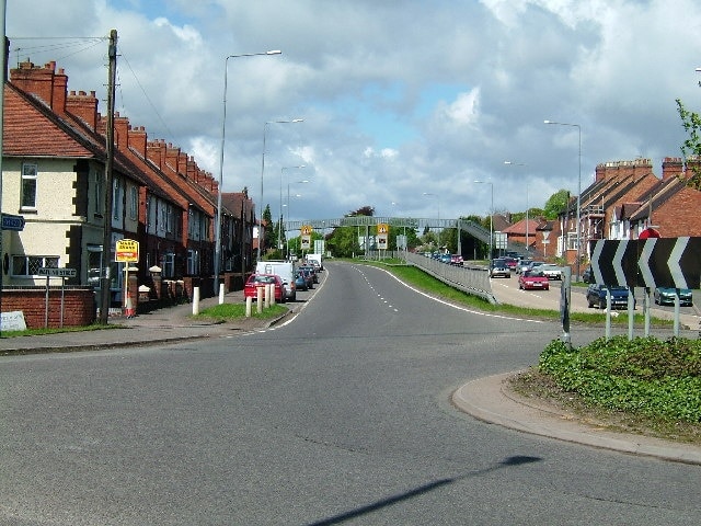 Dordon on the A5. This is the busy A5 looking towards Tamworth.