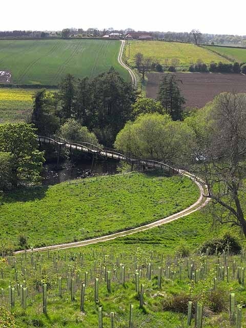 Foto “Girsby” tomada por Oliver Dixon (CC BY-SA); recorte de la original