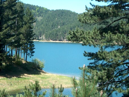 Lago Ampollino