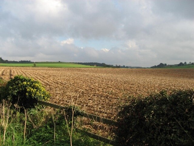 Photo "Oulston" by Roger Gilbertson (CC BY-SA) / Cropped from original