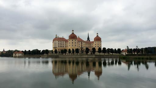 Foto „Moritzburg“ von Aidas U. (CC BY)/zugeschnittenes Original
