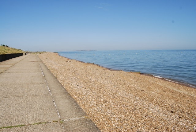 Looking west along the seafront near Herne Bay