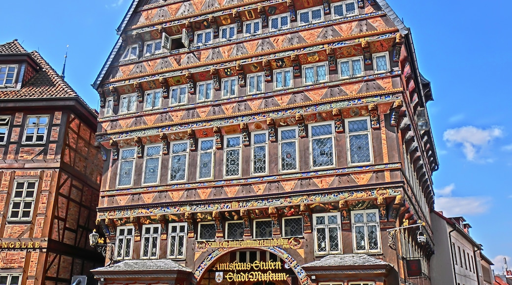 "Knochenhaueramtshaus"-foto av Dewi König (CC BY-SA) / Urklipp från original