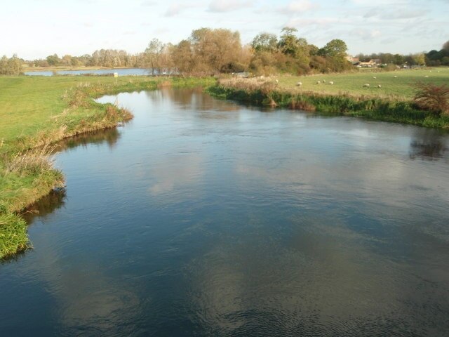 Foto “Titchmarsh” tomada por Michael Trolove (CC BY-SA); recorte de la original