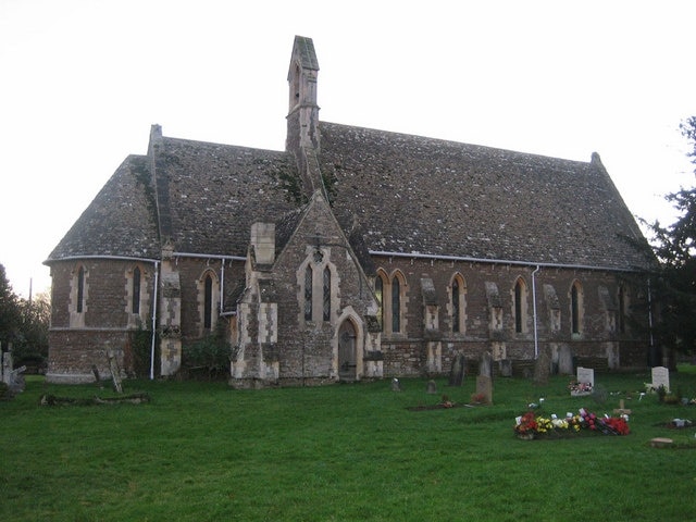 Church of England parish church of St Helen, Dry Sandford, Oxfordshire (formerly Berkshire), seen from the north.