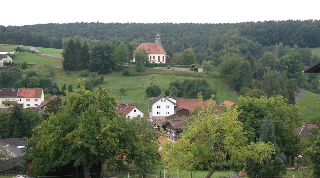 Foto "Lützelbach" di Haselburg-müller (CC BY-SA) / Ritaglio dell’originale