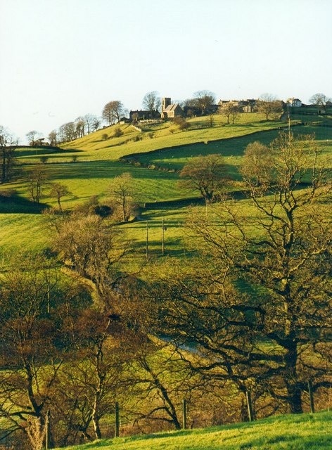 Foto “Fountains Earth” tomada por Gordon Hatton (CC BY-SA); recorte de la original