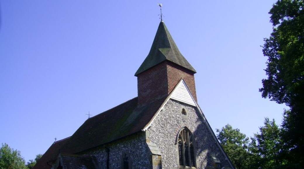 Foto "Selmeston" de nick macneill (CC BY-SA) / Recortada do original