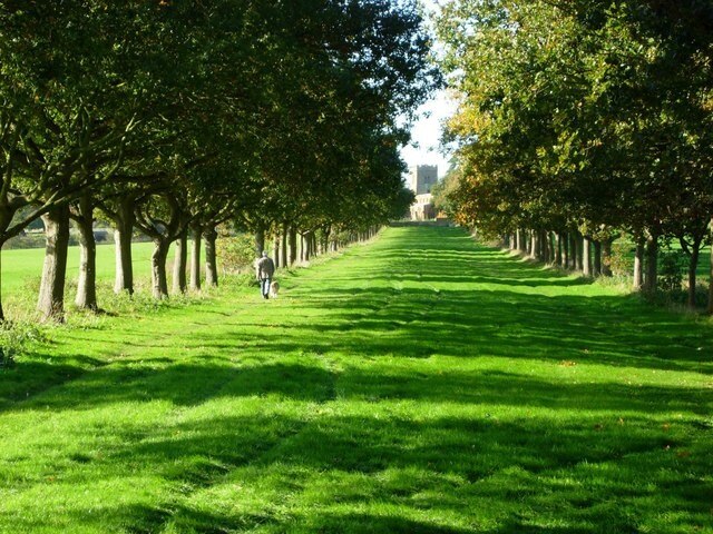 Kuva ”Althorp” käyttäjältä Stephen McKay (CC BY-SA) / rajattu alkuperäisestä kuvasta