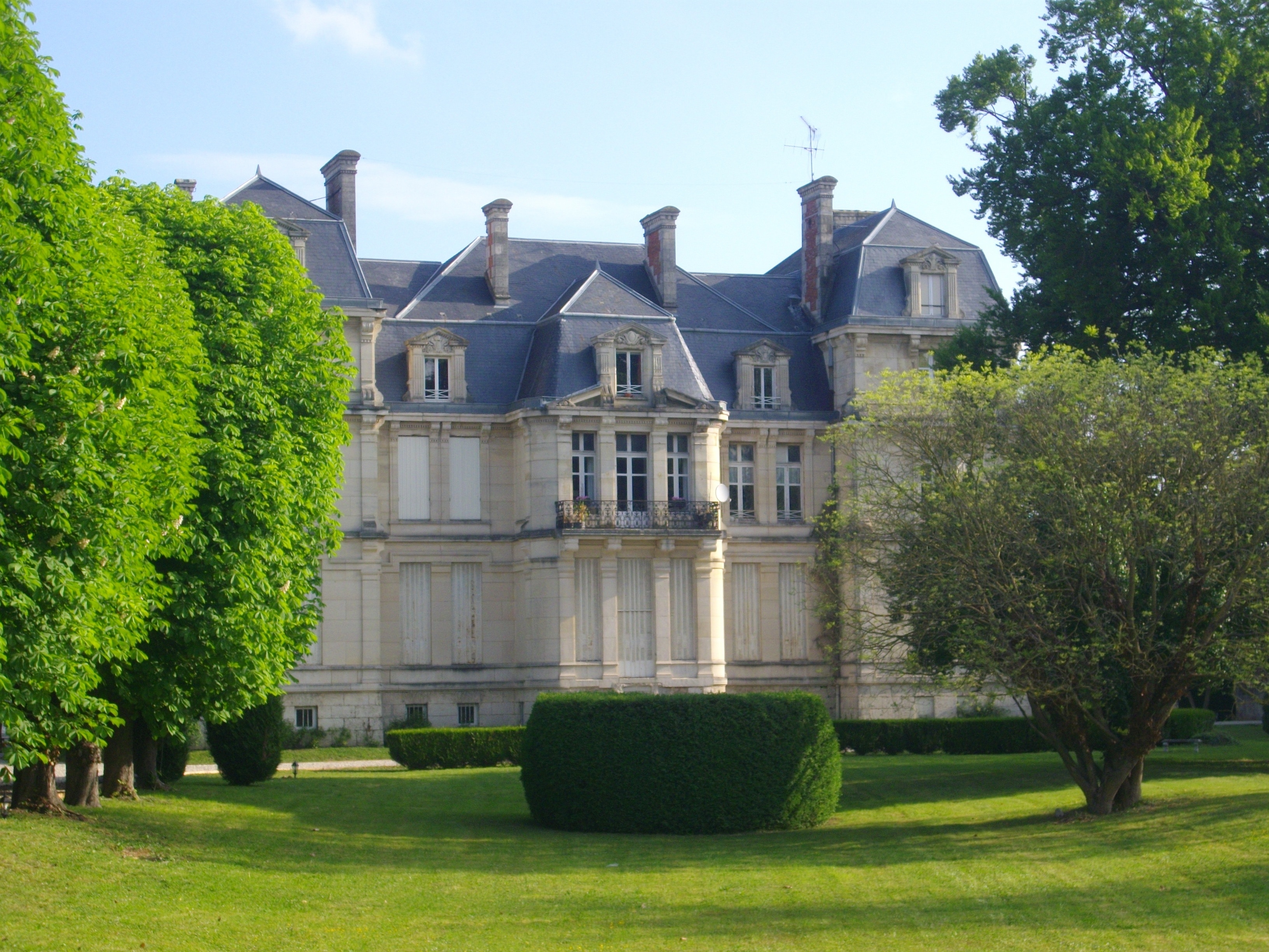 Babes in Épernay