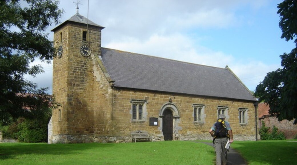 Foto „Carlton Husthwaite“ von martin dawes (CC BY-SA)/zugeschnittenes Original