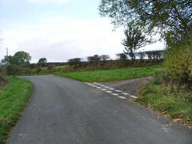 Photo "Woodside" by Alexander P Kapp (CC BY-SA) / Cropped from original