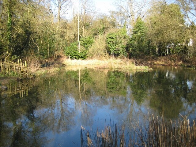 Billede "Chesham Bois" af Nigel Cox (CC BY-SA) / beskåret fra det originale billede