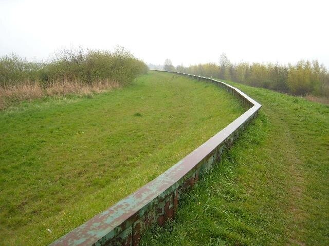 Photo "Airmyn" by Oliver Dixon (CC BY-SA) / Cropped from original