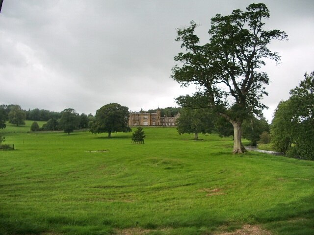 Foto “Eshton” tomada por Alexander P Kapp (CC BY-SA); recorte de la original