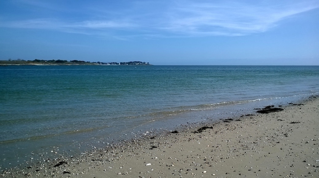 Photo "Quiberon Bay" by rene boulay (CC BY-SA) / Cropped from original