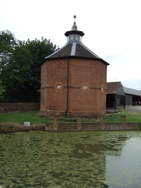 Pond and dovecote, Manor Farm