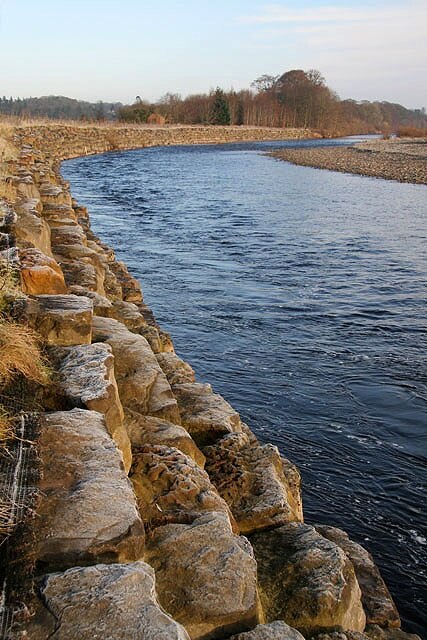 Billede "Kirkandrews" af Walter Baxter (CC BY-SA) / beskåret fra det originale billede