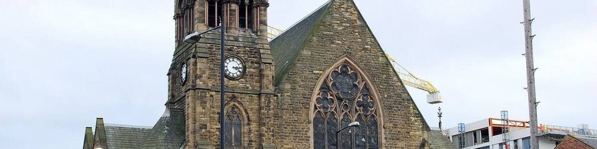 Photo "West Park Church" by somaliayaswan (Creative Commons Attribution 3.0) / Cropped from original