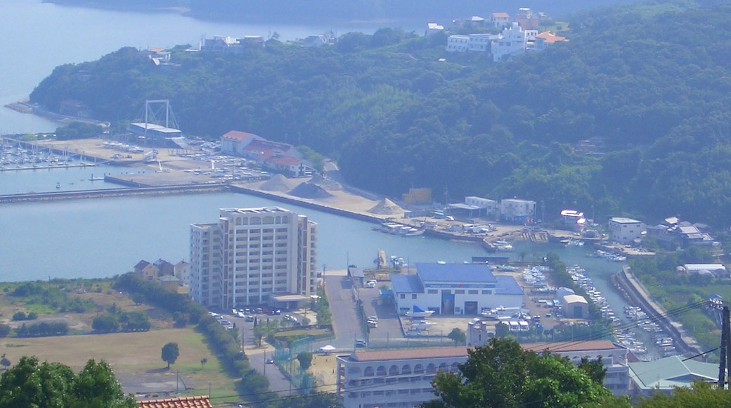 Photo "Setouchi" by NAHO-Q (page does not exist) (CC BY-SA) / Cropped from original