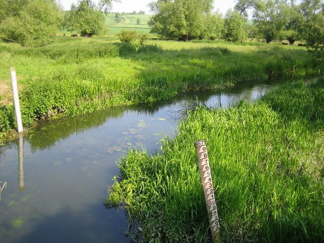 Photo "Cuddington" by Nigel Cox (CC BY-SA) / Cropped from original