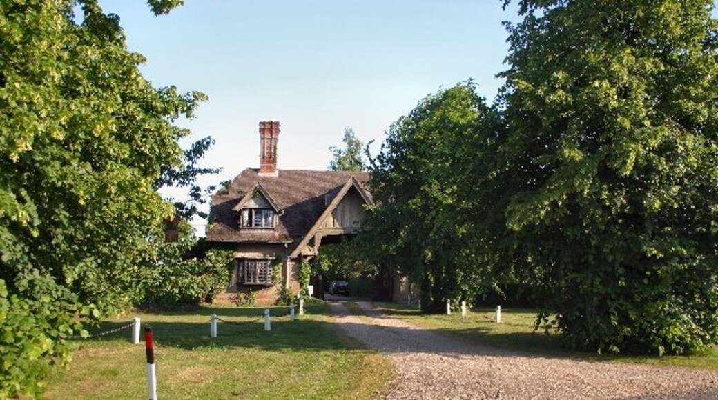 Ảnh "Chevington" của Bob Jones (CC BY-SA) / Cắt từ ảnh gốc