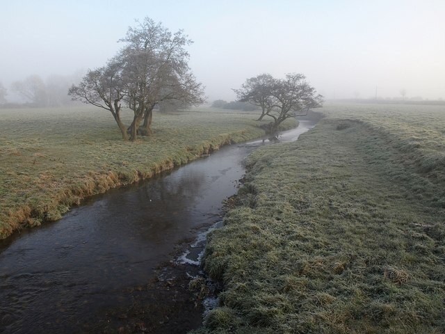 Photo "Lydham" by Derek Harper (CC BY-SA) / Cropped from original