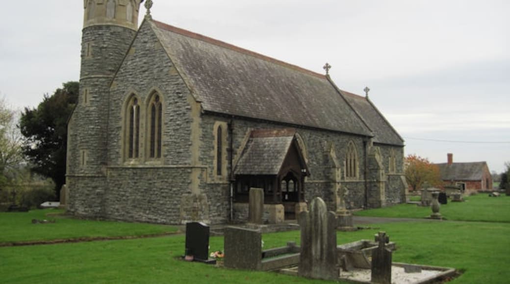 Photo "Llandysilio" by John Firth (CC BY-SA) / Cropped from original