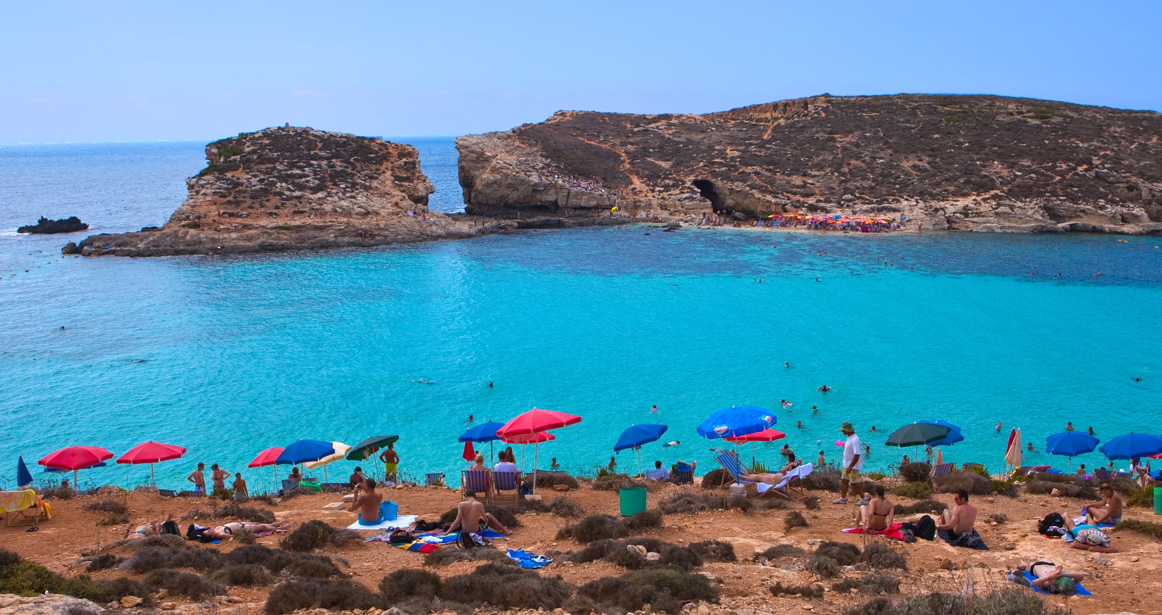 Discovering Paradise: The 35 Best Beaches in Malta, Gozo & Comino - Tips for planning your beach getaway