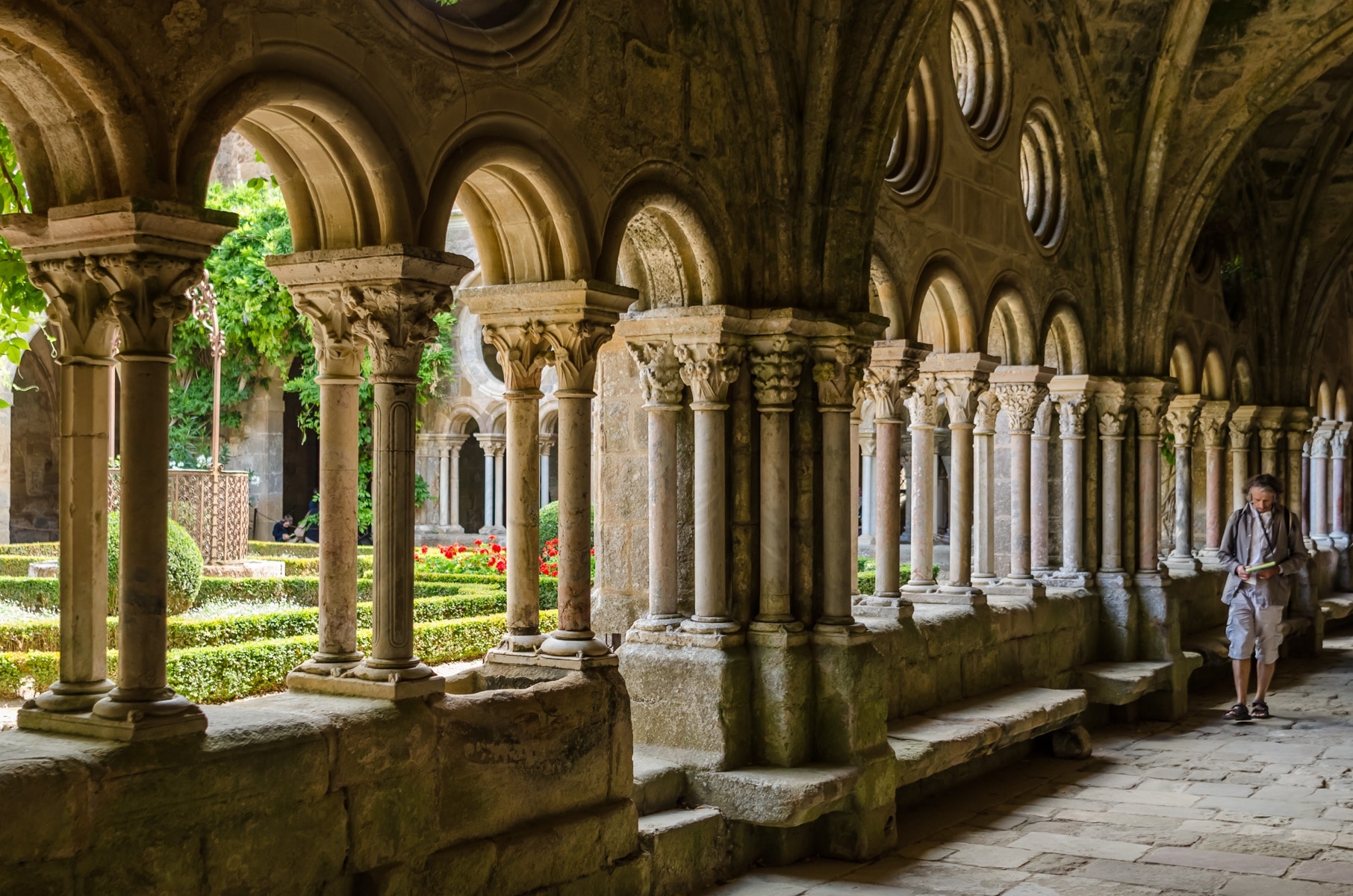 Foto "Abbazia di Fontfroide" di Emmanuel Verhaque (CC BY-SA) / Ritaglio dell’originale