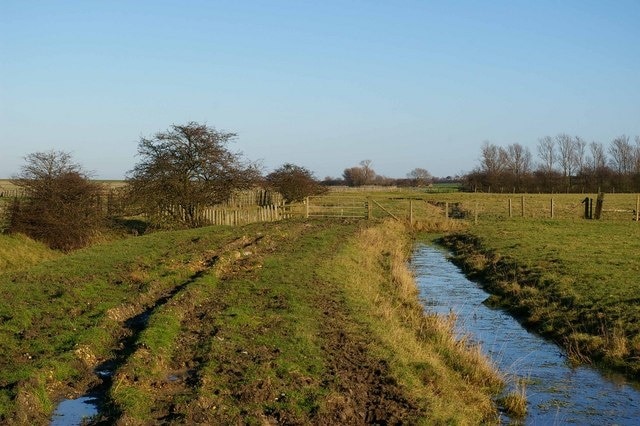 Photo "Saint Mary Hoo" by Glyn Baker (CC BY-SA) / Cropped from original