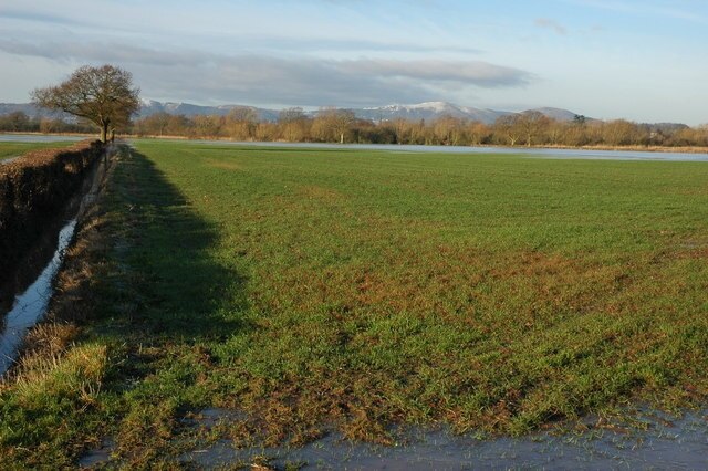 Photo "Hill Croome" by Philip Halling (CC BY-SA) / Cropped from original