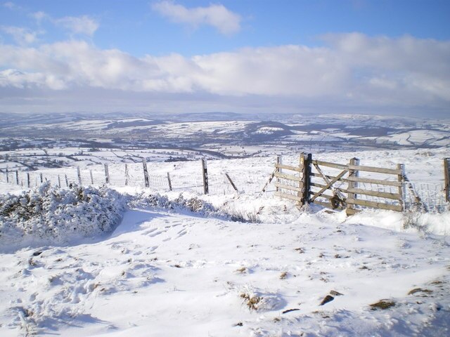 Photo "Abdon and Heath" by Richard Law (CC BY-SA) / Cropped from original