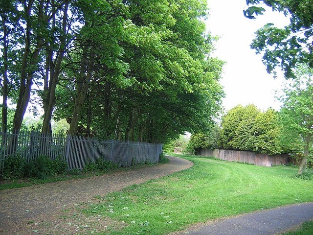 Kuva ”Belmont” käyttäjältä Roger Smith (CC BY-SA) / rajattu alkuperäisestä kuvasta