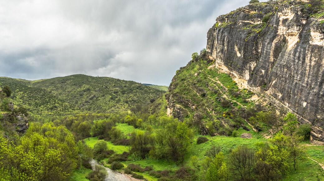 "Valdepeñas de la Sierra"-foto av Carlos Ramón Bonilla… (CC BY-SA) / Urklipp från original