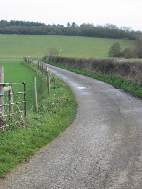 Farm Lane This lane just south of New Barn Farm crosses the River Evenlode before reaching Purwell Farm