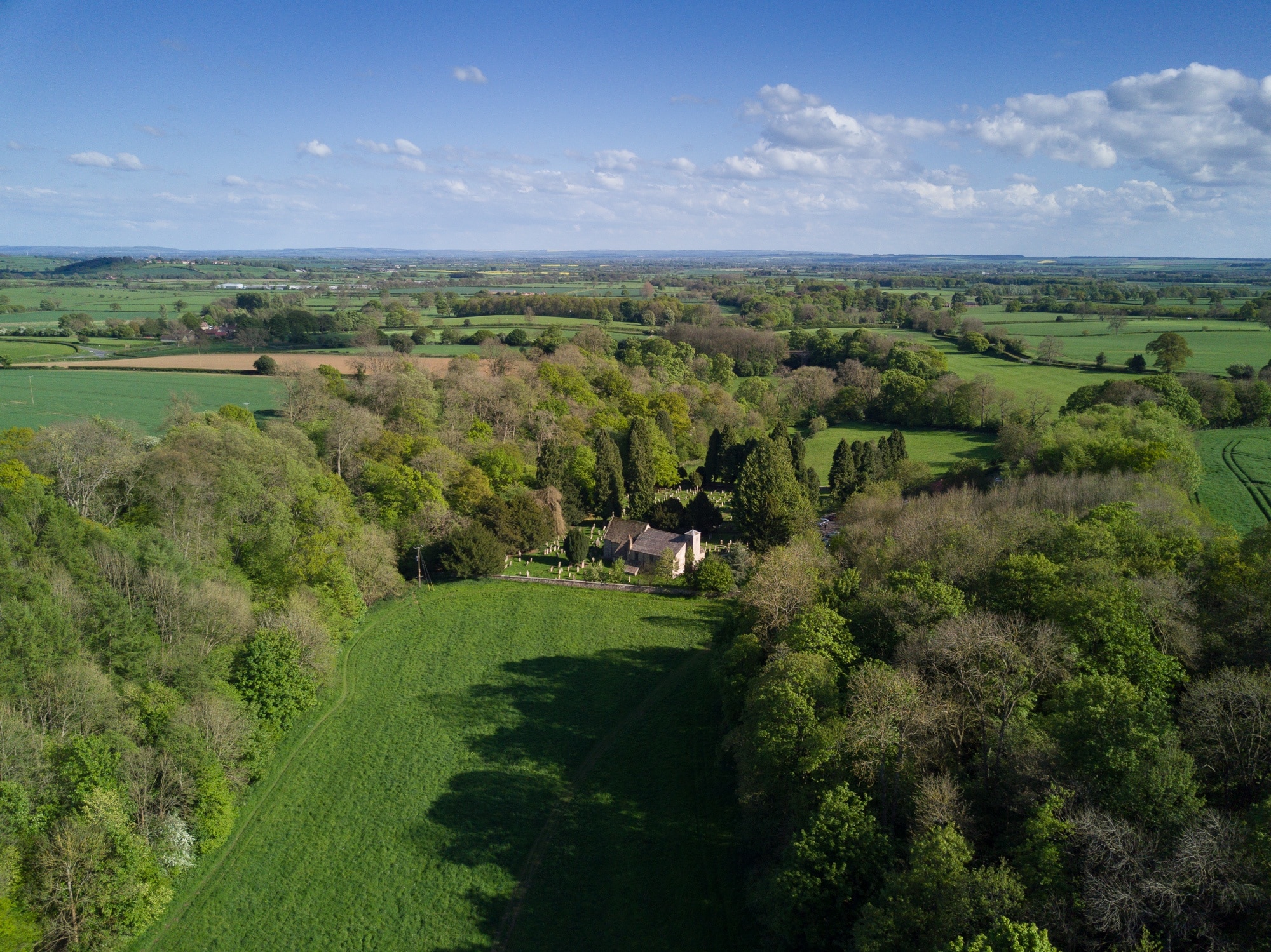 Photo "Welburn" by 4wd (page does not exist) (CC BY-SA) / Cropped from original