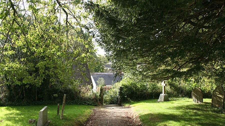 Photo "Cheriton Bishop: churchyard Path from south door" by Martin Bodman (Creative Commons Attribution-Share Alike 2.0) / Cropped from original