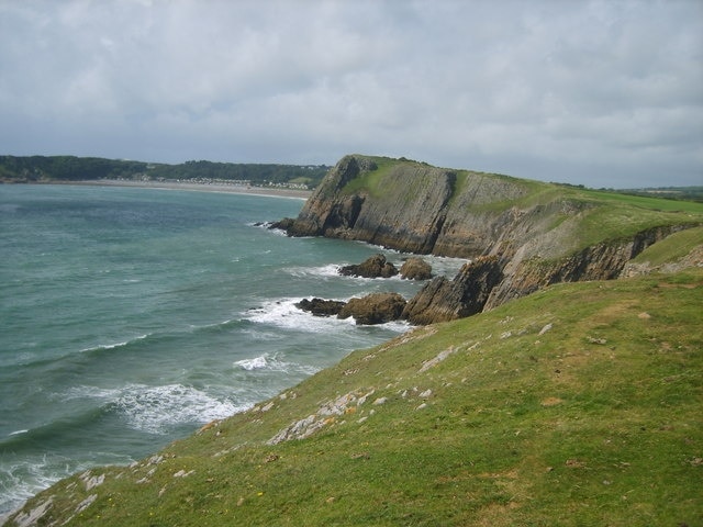 Proud Giltar Fine coastal scenery on the Pembrokeshire Coast Path. Lydstep Haven in shot.