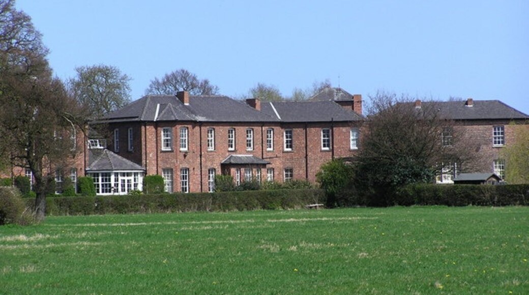 Foto "Middleton St George" de Hugh Mortimer (CC BY-SA) / Recortada do original