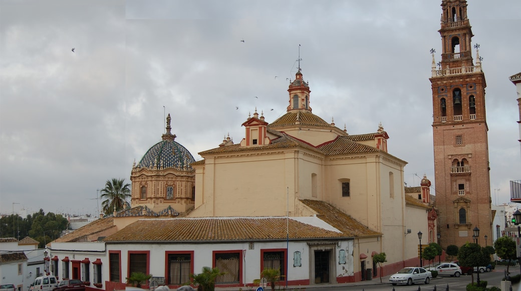 Foto "Chiesa di San Pedro" di Tajchman (CC BY-SA) / Ritaglio dell’originale