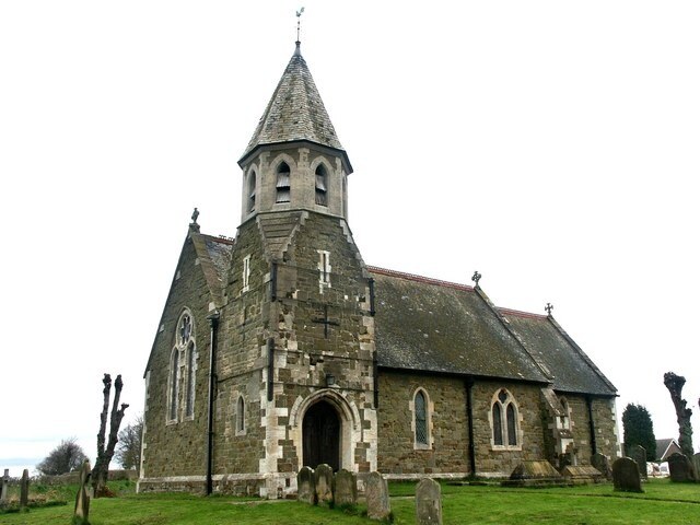 Kuva ”Ylä-Toynton” käyttäjältä Dave Hitchborne (CC BY-SA) / rajattu alkuperäisestä kuvasta