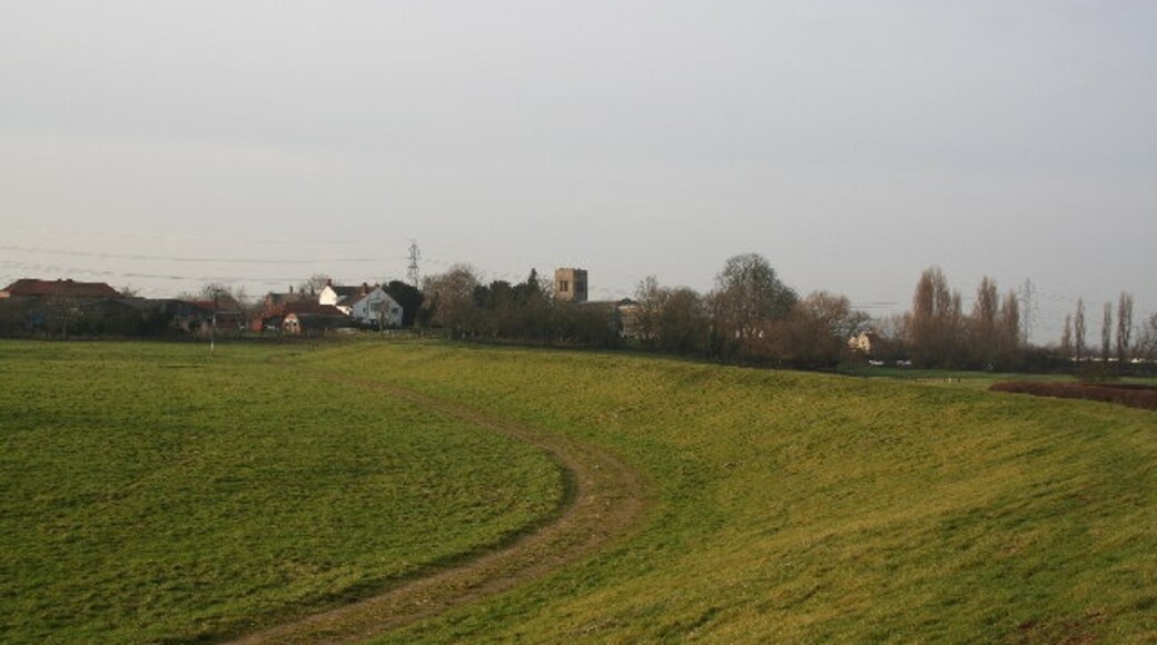 Photo "Laneham" by Richard Croft (CC BY-SA) / Cropped from original
