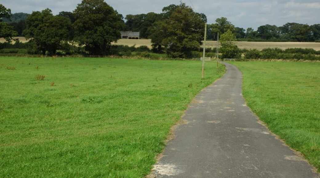 Billede "Sezincote" af Philip Halling (CC BY-SA) / beskåret fra det originale billede