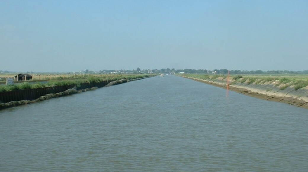 Foto „Thurlton“ von David Medcalf (CC BY-SA)/zugeschnittenes Original