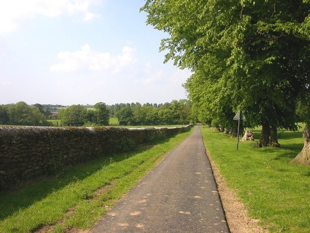 Lower Catesby. The road from Hellidon (Jurassic Way)