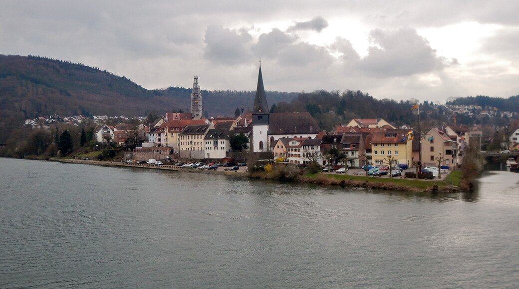 Foto "Neckargemünd" de qwesy qwesy (CC BY) / Recortada de la original